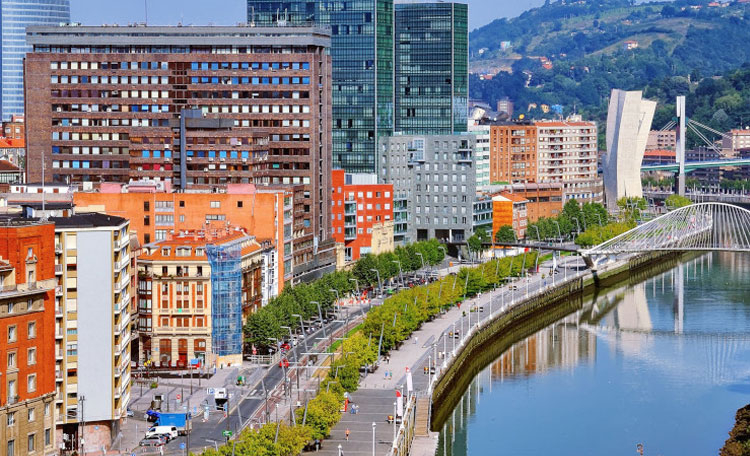 FOTO BILBAO.jpg